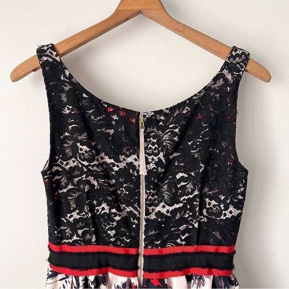 Anthropologie Peter Som x Made In Kind Brushstroke Blossoms Cocktail Dre… - Picture 10 of 14